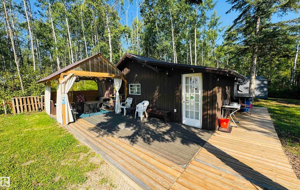 200 60118 Sec Hwy 867, Rural St. Paul County