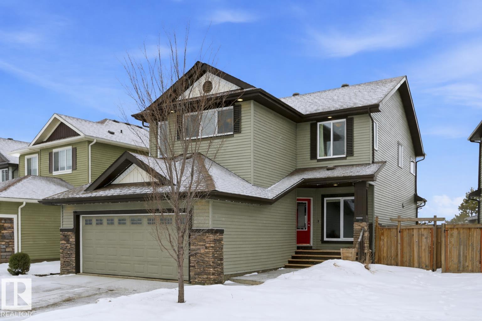 Photo for MLS®# E4475537 - home for sale at 6010 64 Street, Dansereau Meadows, Beaumont AB
