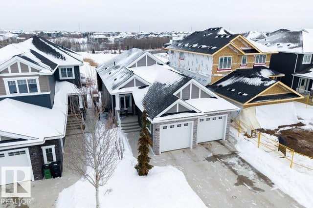 3698 Hummingbird Way, Edmonton