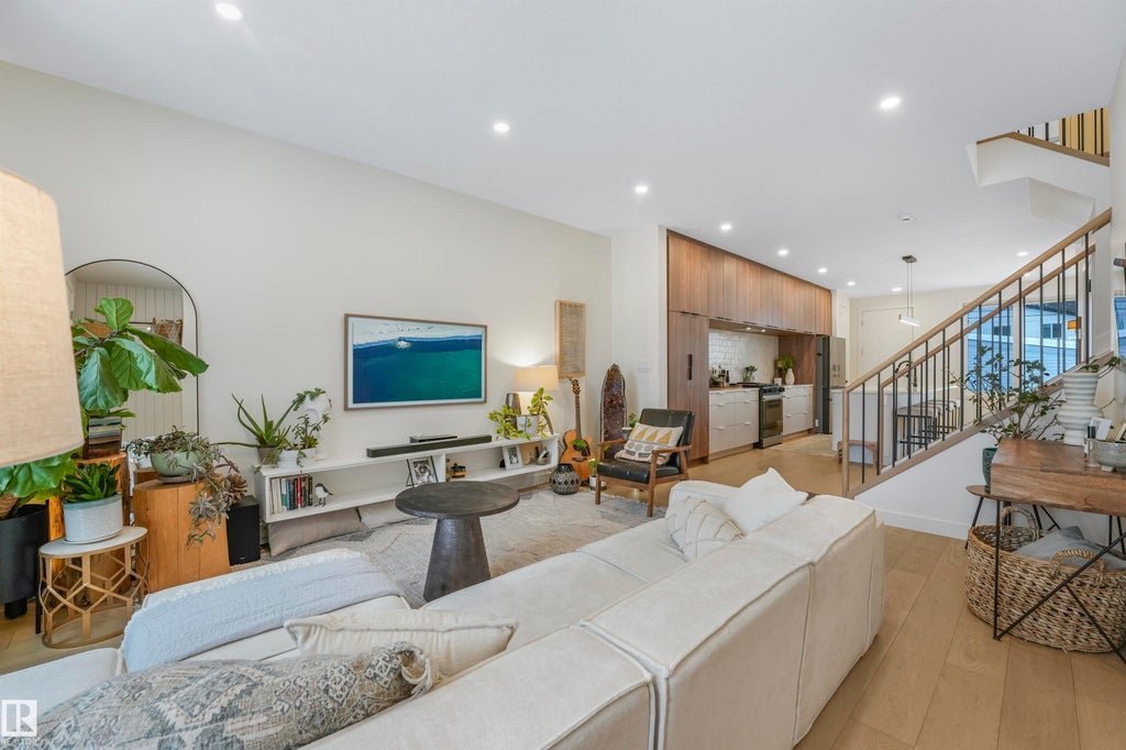 8634 79 Street Nw, Edmonton