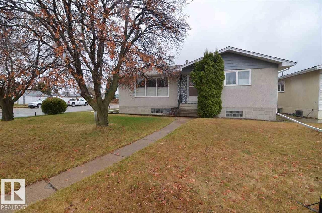 4505 57 Avenue, Barrhead
