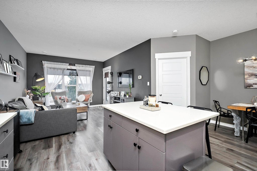 406 10518 113 Street Nw, Edmonton