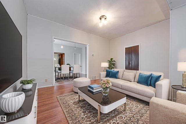 12126 39 Street, Edmonton