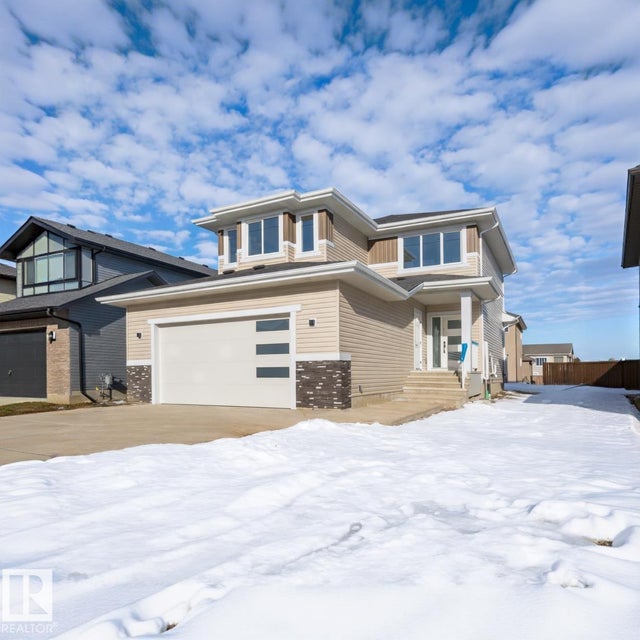 5252 47 Avenue, Calmar