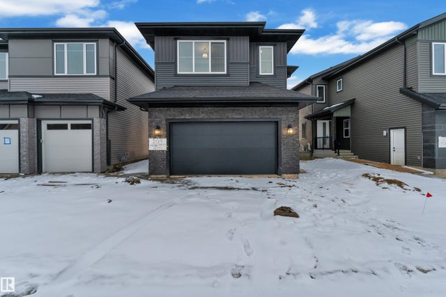 209 Crystal Creek Drive, Leduc