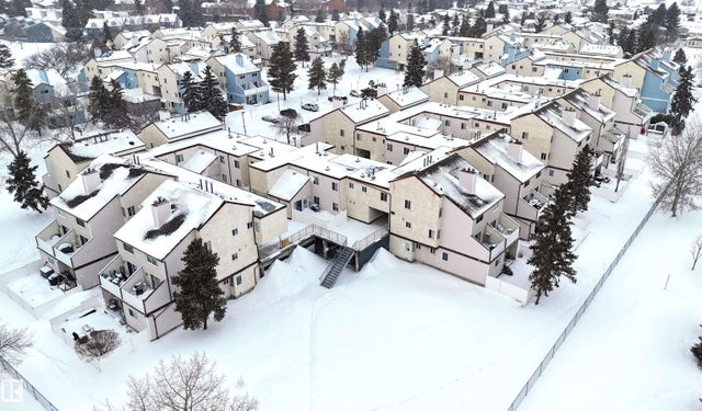 157 Lancaster Terrace, Edmonton