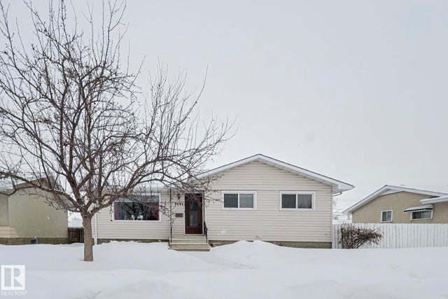 7604 Delwood Road, Edmonton