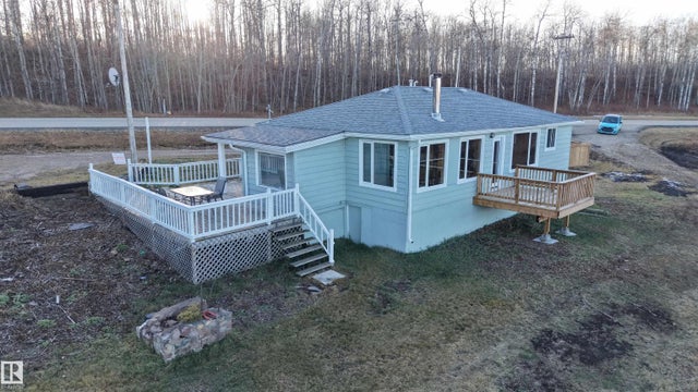 490 & 492 Lakeview Drive, Rural Lac Ste. Anne County