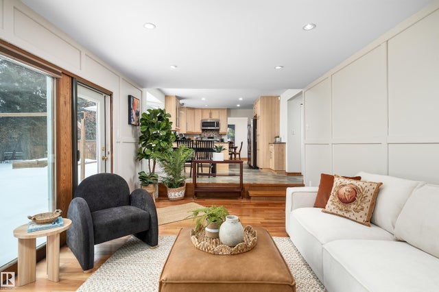 279 Westridge Road, Edmonton