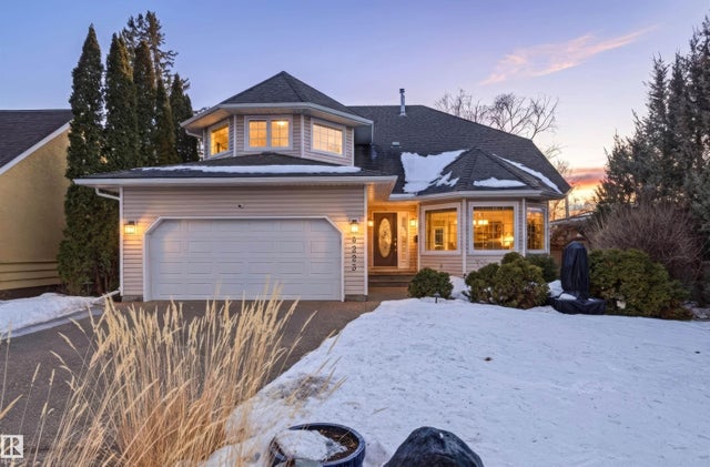 8223 93a Avenue, Edmonton