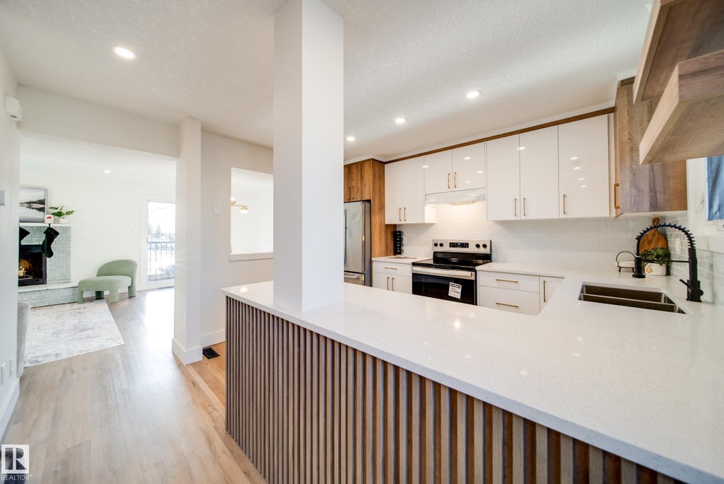 5394 38a Avenue Nw, Edmonton