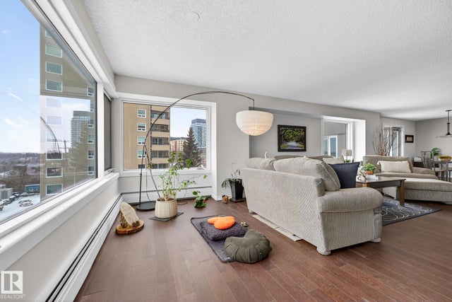 404 10011 123 Street, Edmonton