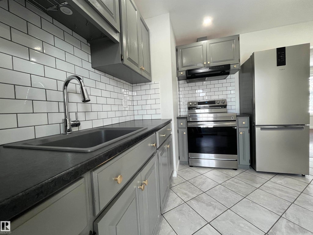 10832 163 Street Nw, Edmonton