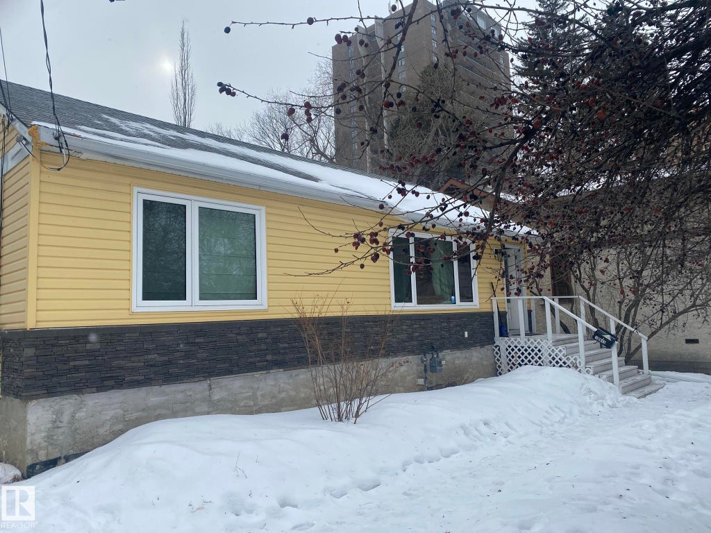 10945 54 Avenue Nw, Edmonton