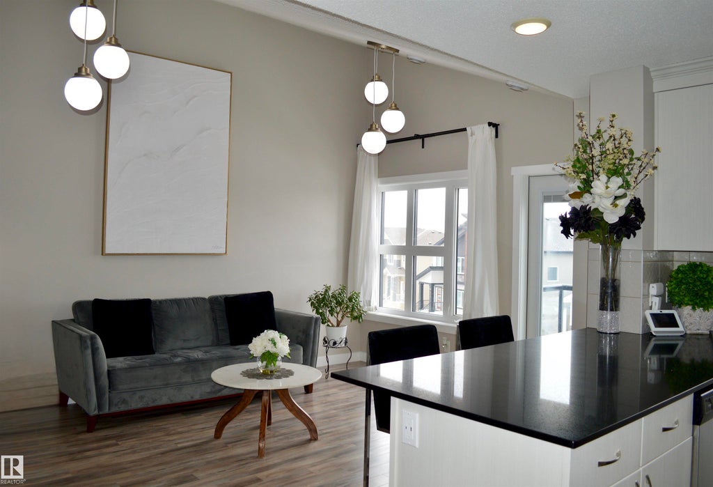 11 1203 163 Street Sw, Edmonton