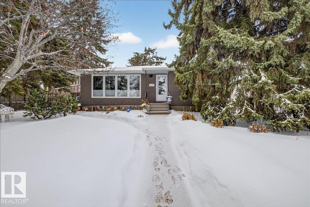 9415 128a Avenue Nw, Edmonton