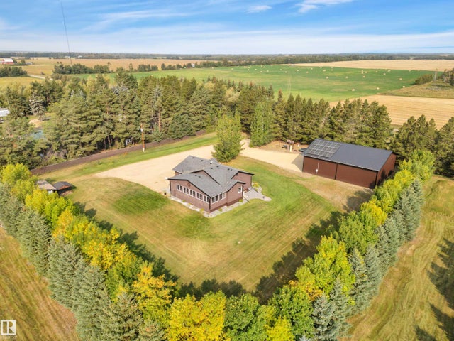 250023 Twp Road 480, Rural Wetaskiwin County