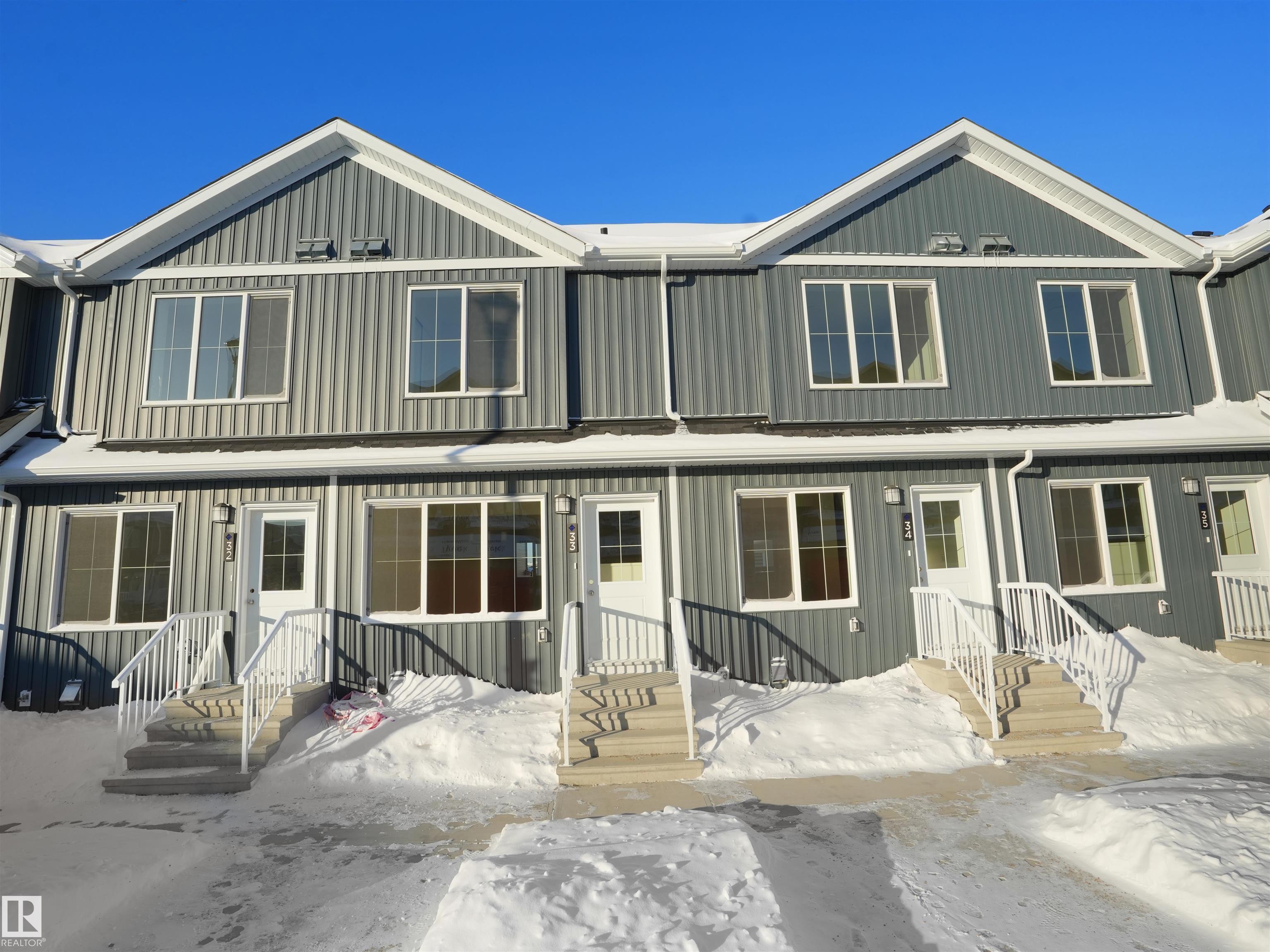 Home for Sale Located at 33 1009 Cy Becker Road Northwest, Edmonton, AB