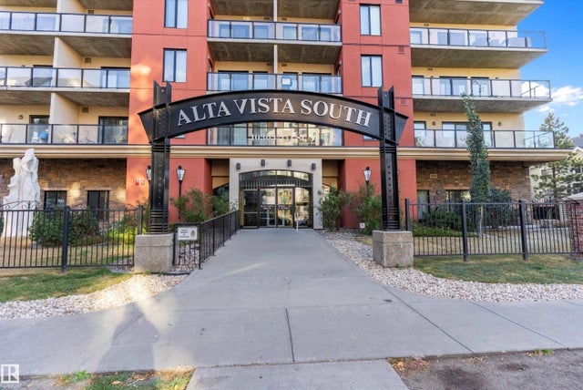 702 10303 111 Street, Edmonton