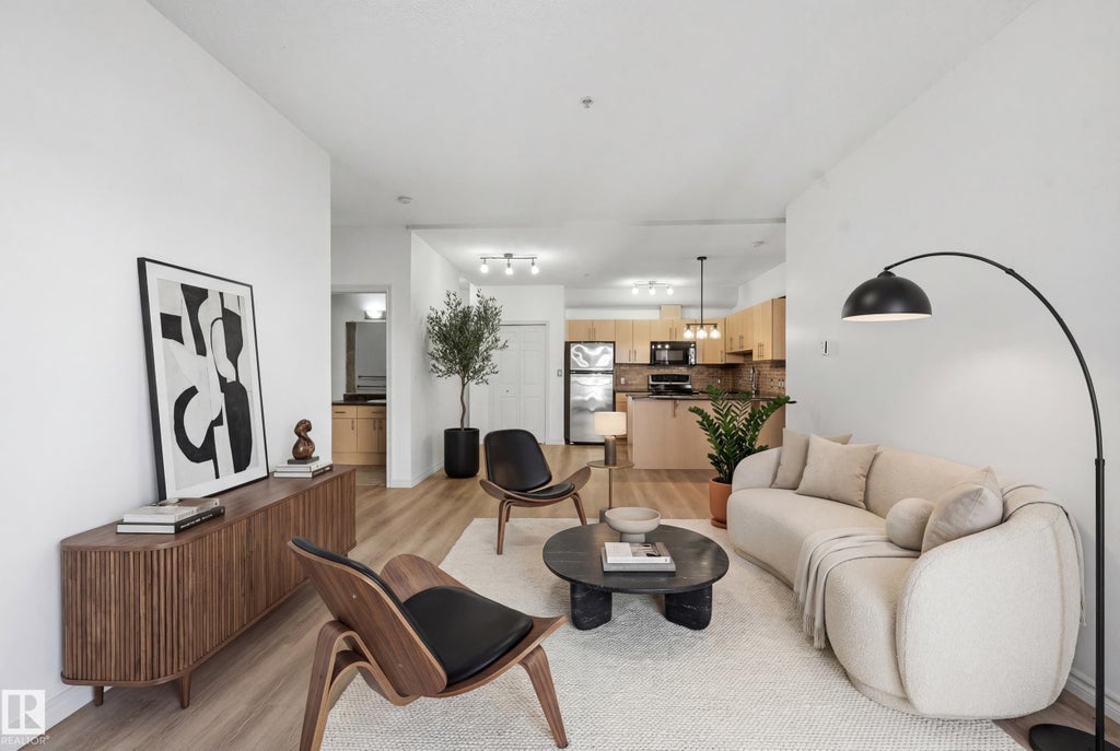 517 10235 112 Street Nw, Edmonton