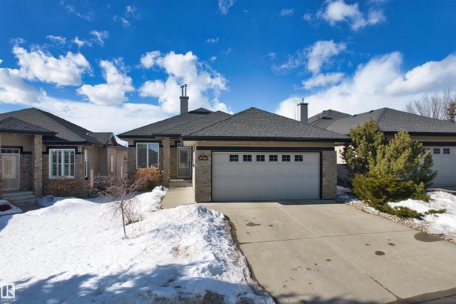 3706 Mclay Green, Edmonton