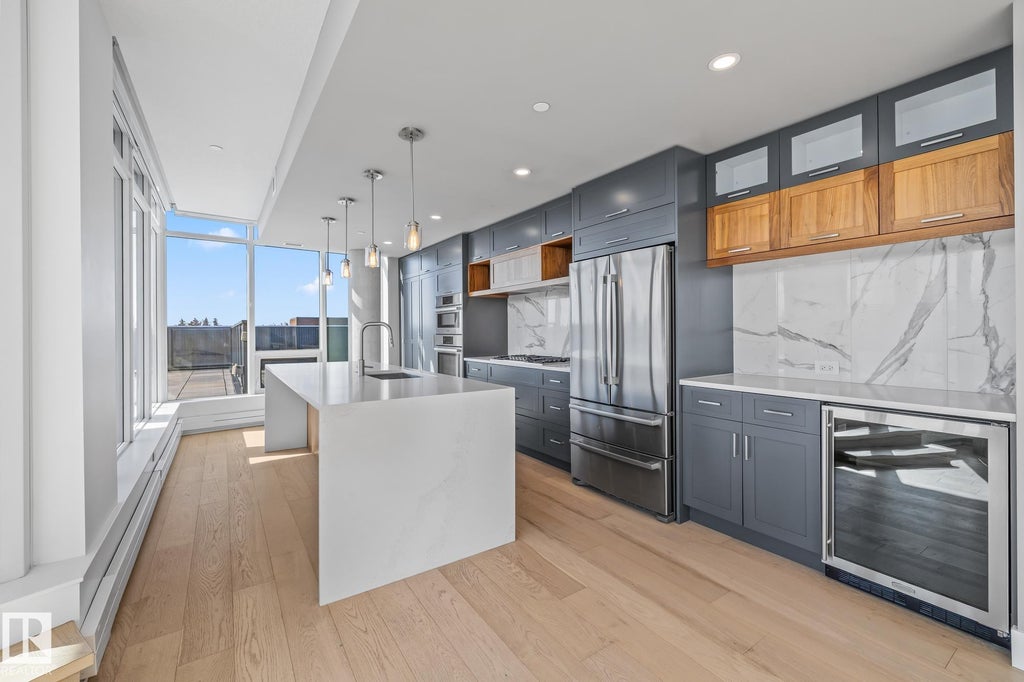 301 14105 West Block Drive Nw, Edmonton