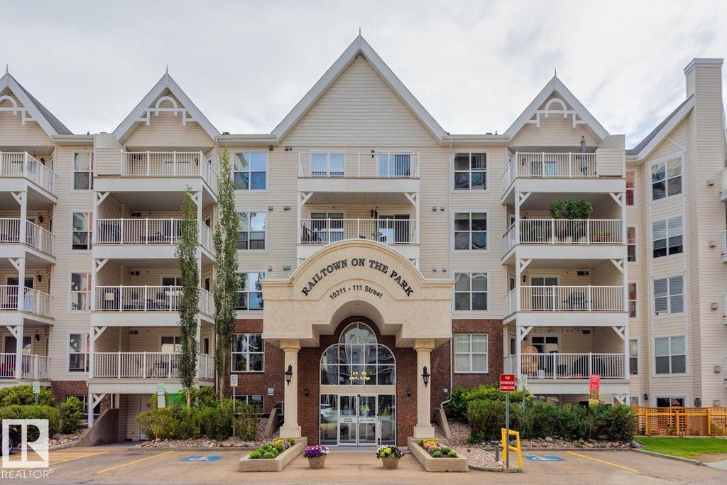 300 10311 111 Street Nw, Edmonton