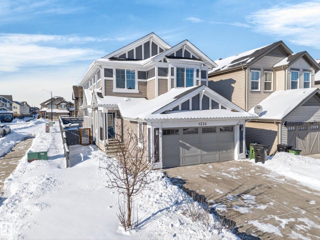 1234 Daniels Crescent, Edmonton