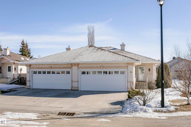 19 Willow Park Villa(s), Stony Plain