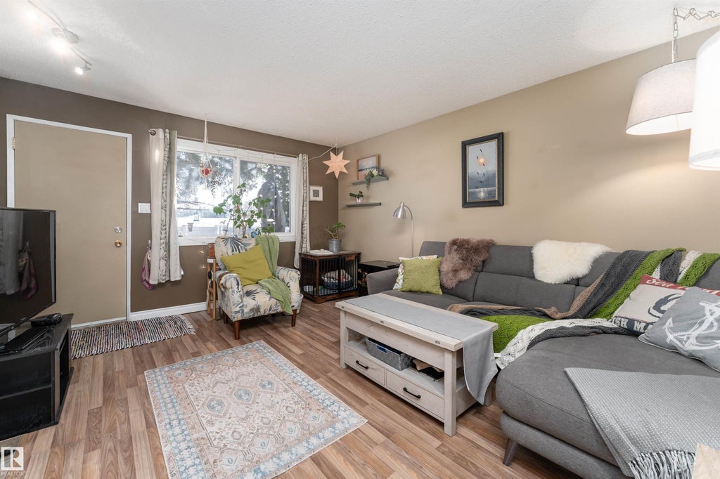 1229 62 Street Nw, Edmonton