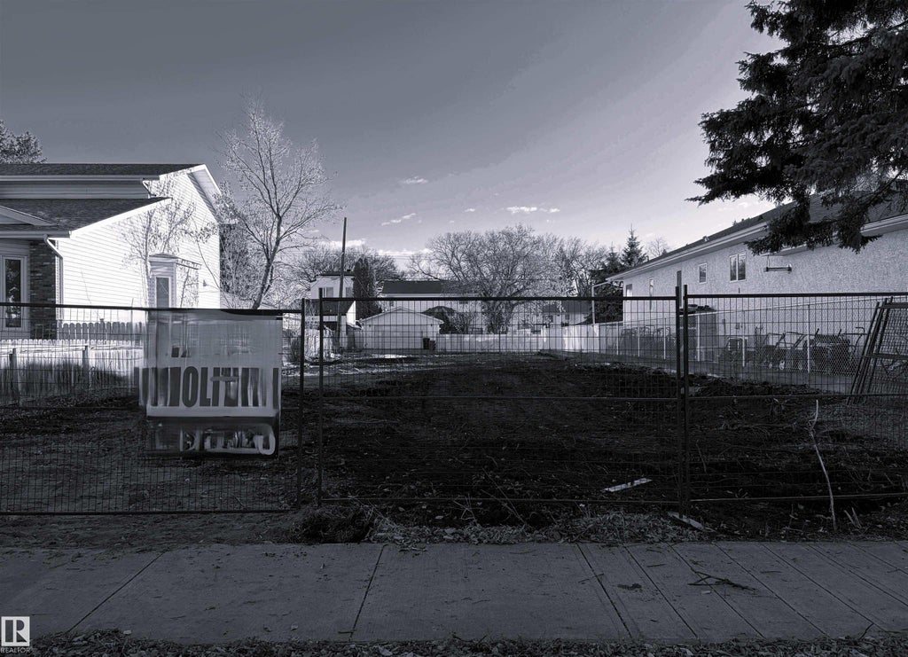 9723 152 Street Nw, Edmonton