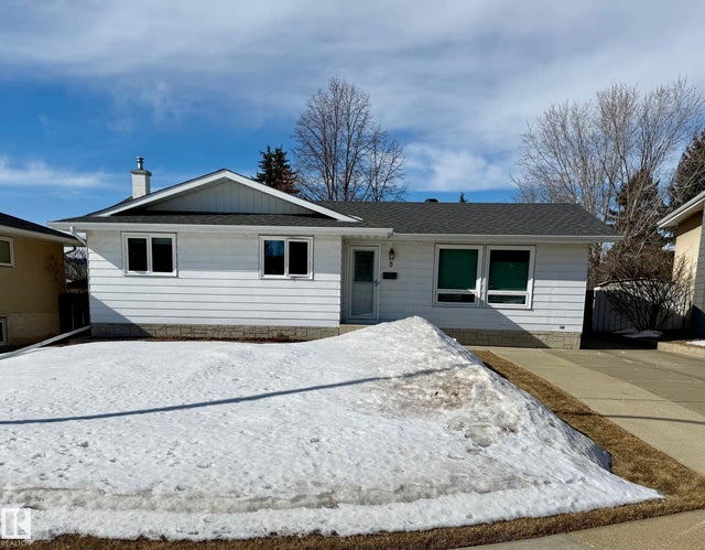 8 Guilford Street, Sherwood Park