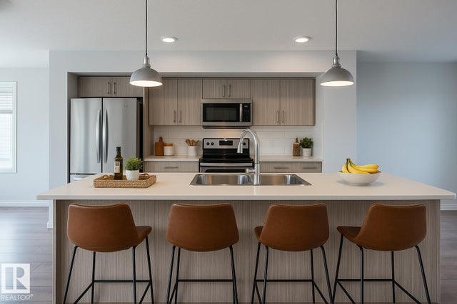 26 2215 24 Street, Edmonton