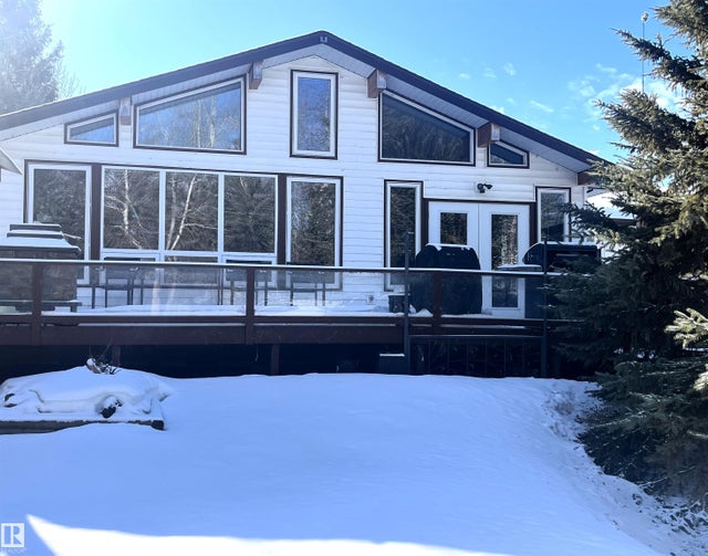 2 Bay Drive, Rural Lac Ste. Anne County