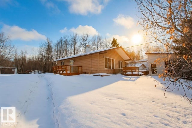 15 Bay Drive, Rural Lac Ste. Anne County