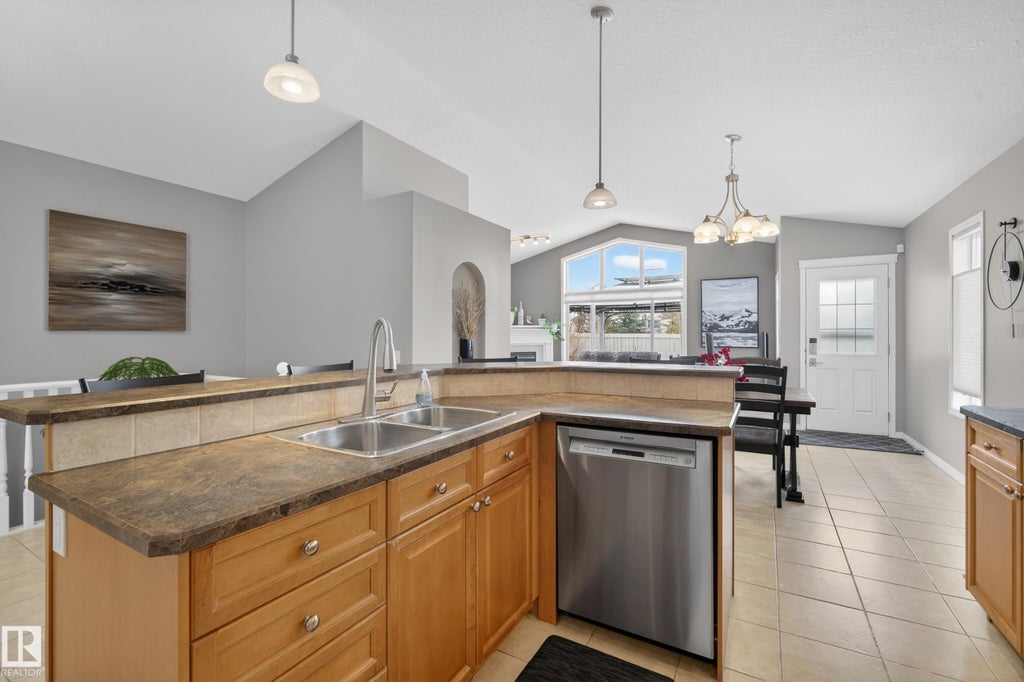 31 Bonin Crescent, Beaumont