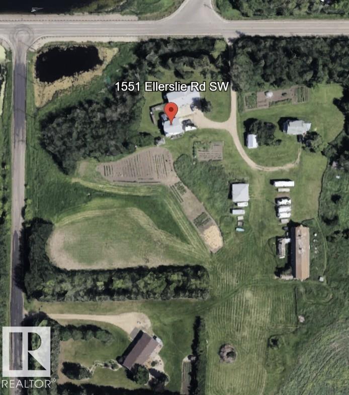 Edmonton Real Estate: Single Family Property for Sale in Decoteau