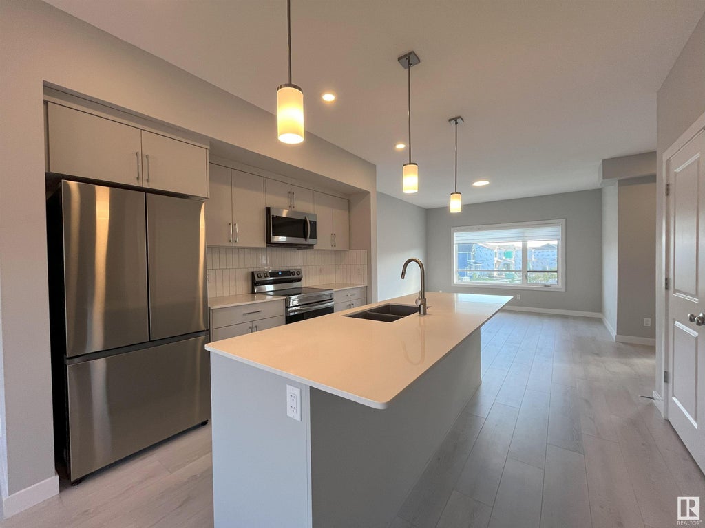 MLS® E4408348 MLS® E4408348, Edmonton Rental For Sale 2,195