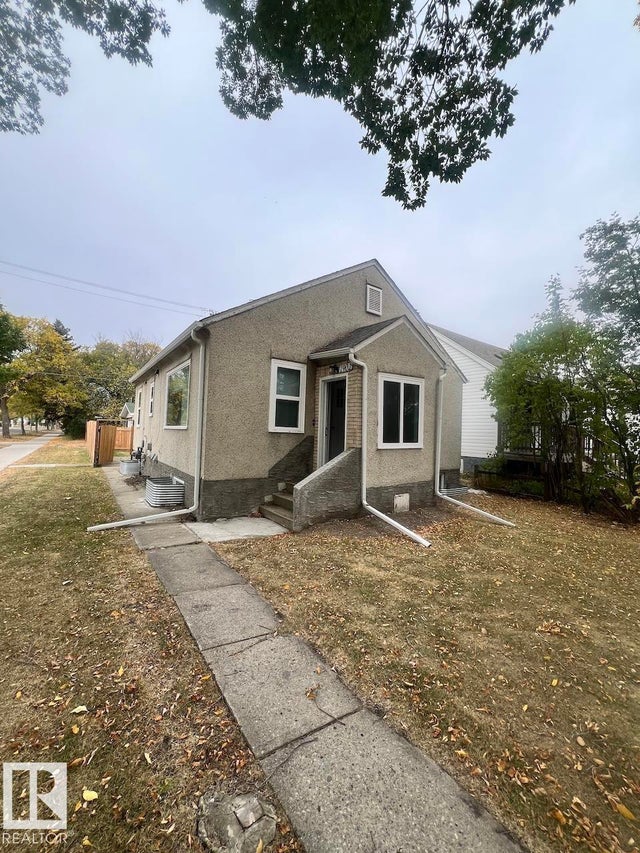 11902 90 Street, Edmonton