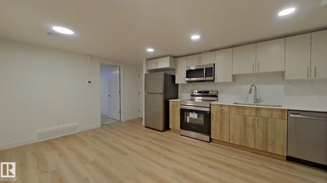 1039 Aster Boulevard Nw, Edmonton