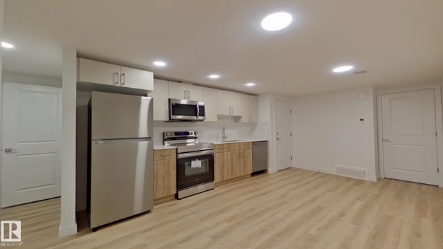 1037 Aster Boulevard Nw, Edmonton