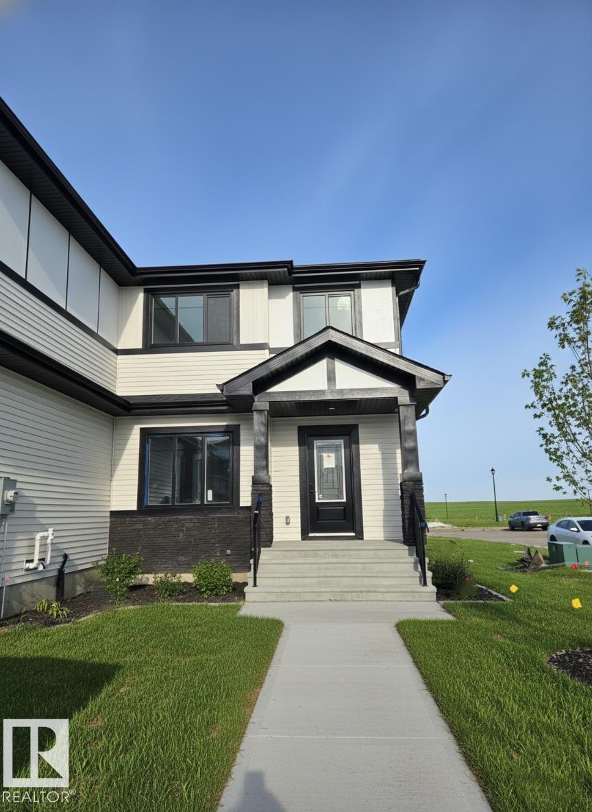 9802 107 Morinville Avenue, Morinville