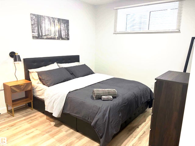 Bsmt 22056 80 Avenue, Edmonton