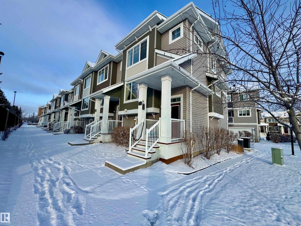 1 140 Youville Drive, Edmonton