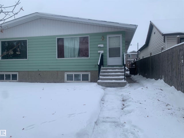 11813 55 Street, Edmonton