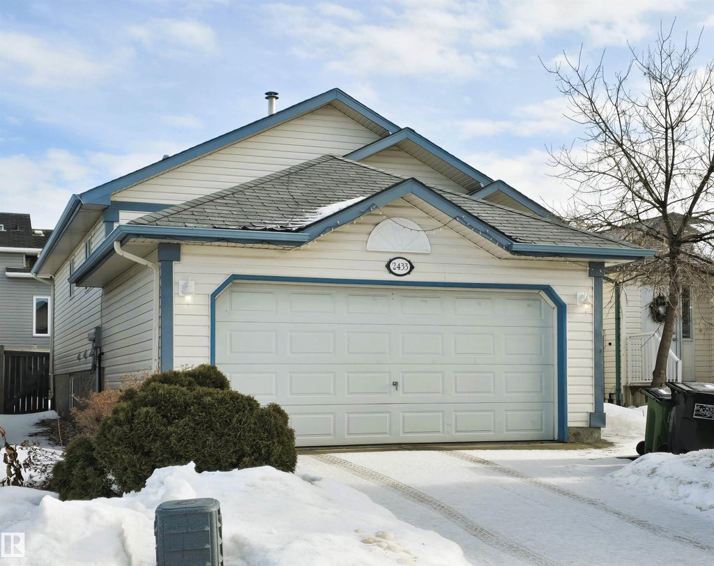 2433 32b Street, Edmonton