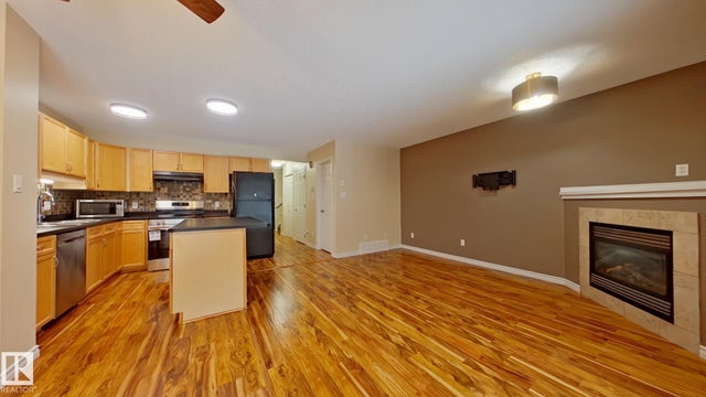 1148 Barnes Way, Edmonton