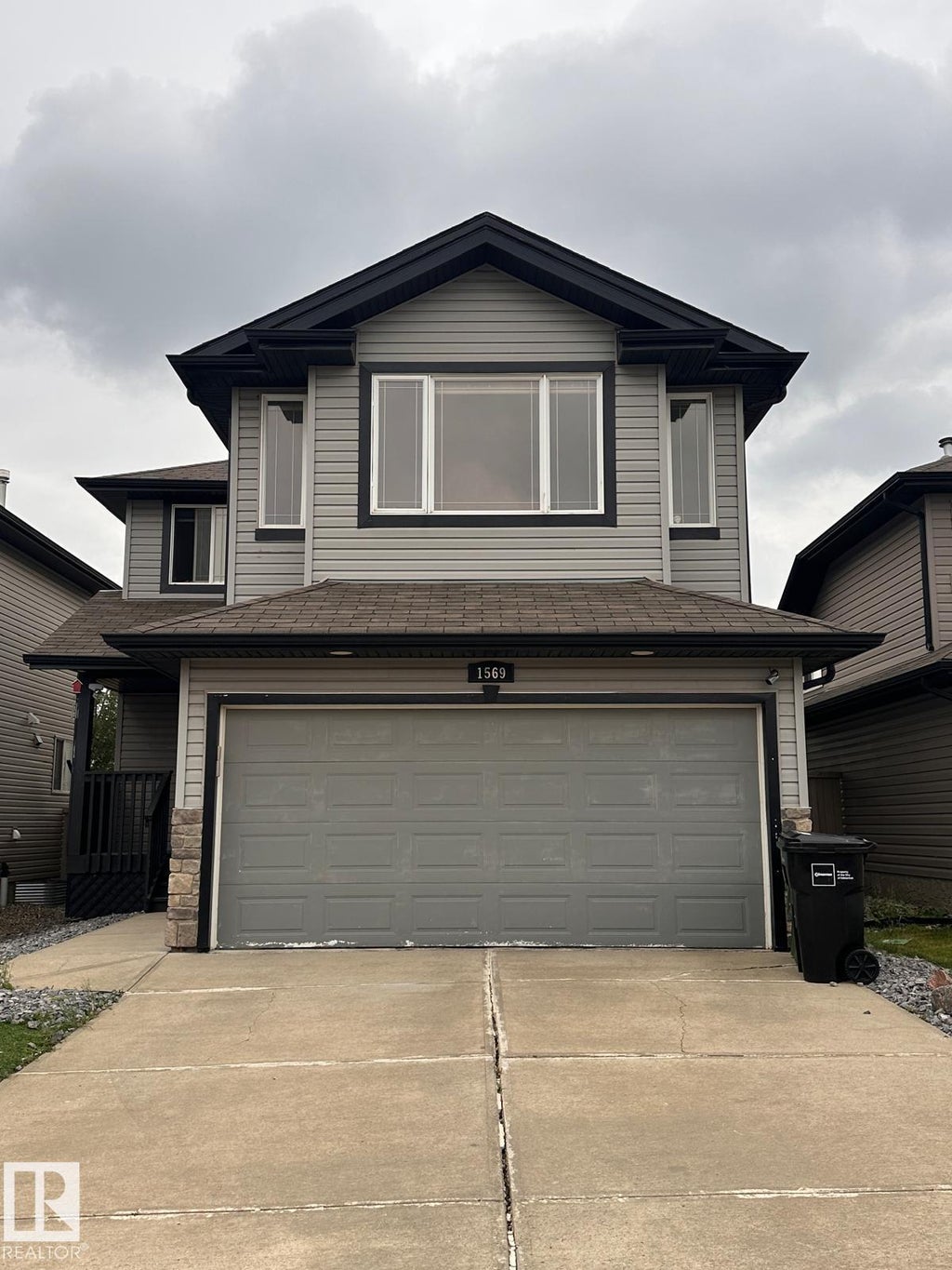 1569 37a Avenue Nw, Edmonton