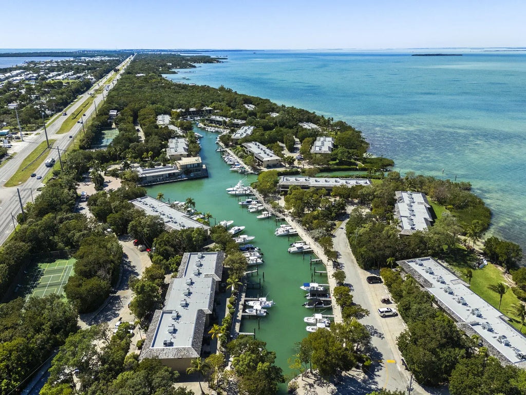 96000 Overseas Highway S3 And 29' Boat Slip, KEY LARGO