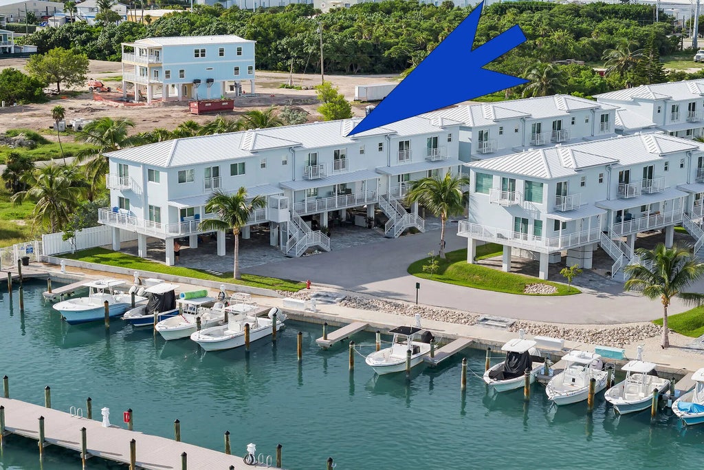 10877 Overseas Highway 120, MARATHON